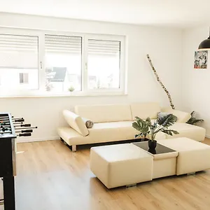  Apartment Shine I
